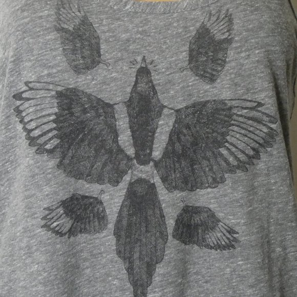 SOLDDDDDD Burton Bird Feather Wing Distressed Tank Top Small - Picture 6 of 9
